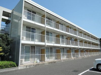 【東村山市富士見町のマンションの建物外観】