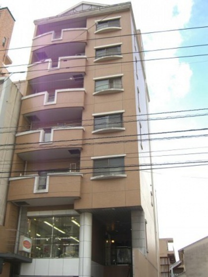 広島市中区小町のマンションの建物外観