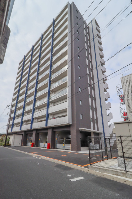 栃木市河合町のマンションの建物外観