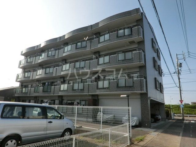 【名古屋市西区清里町のマンションの建物外観】