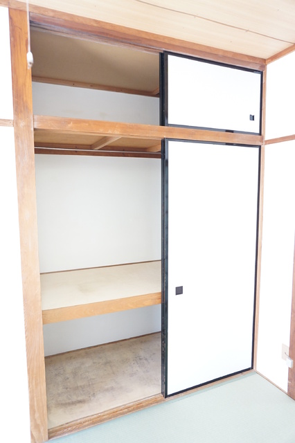 収納　和室押し入れ