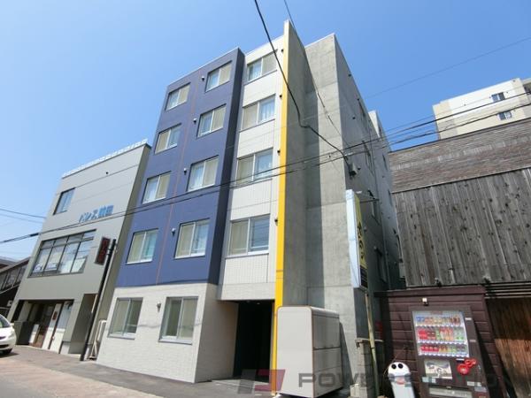 江別市野幌町のマンションの建物外観