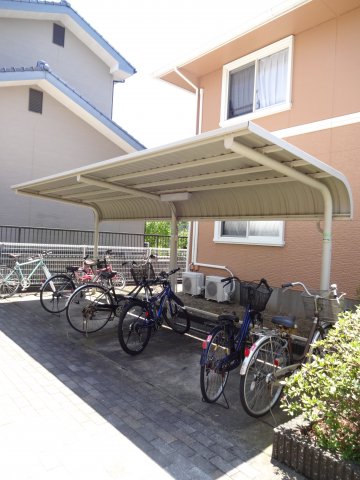 駐車場　駐輪場です