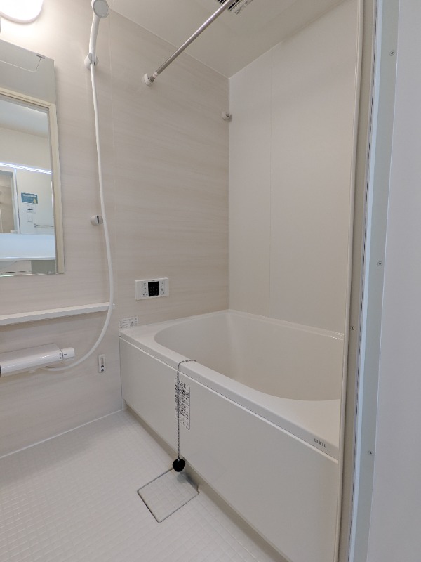 バス・シャワールーム　図面と現状に相違がある場合には現状を優先