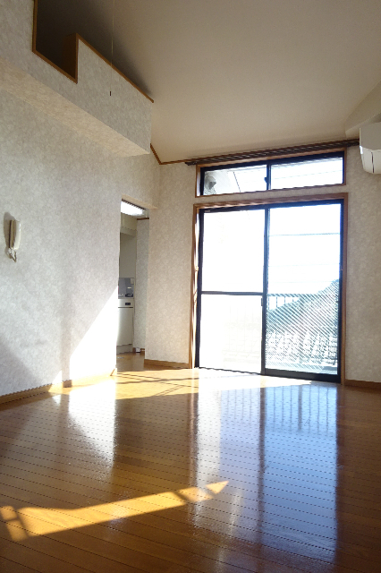 居室・リビング　同タイプのお部屋