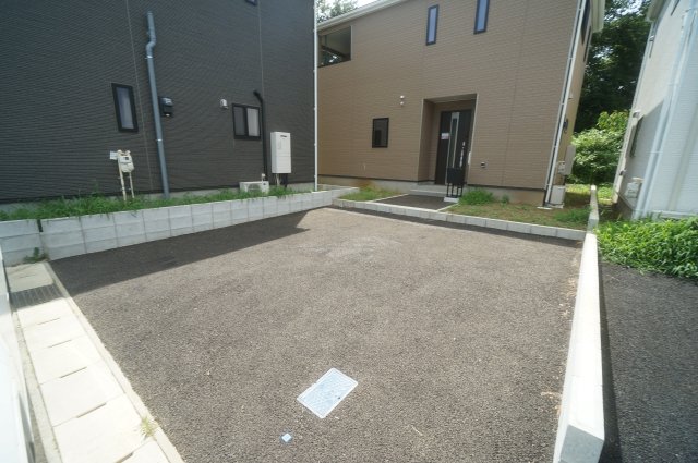 駐車場　お電話でのご予約がスムーズです！