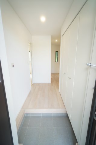 玄関　当日の見学大歓迎！