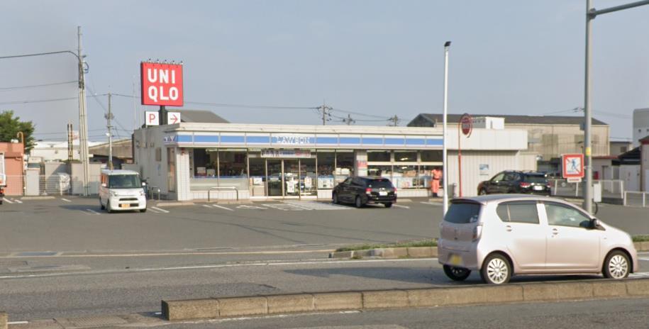 コンビニ　ローソン下関長府才川1丁目店（コンビニ）まで400m