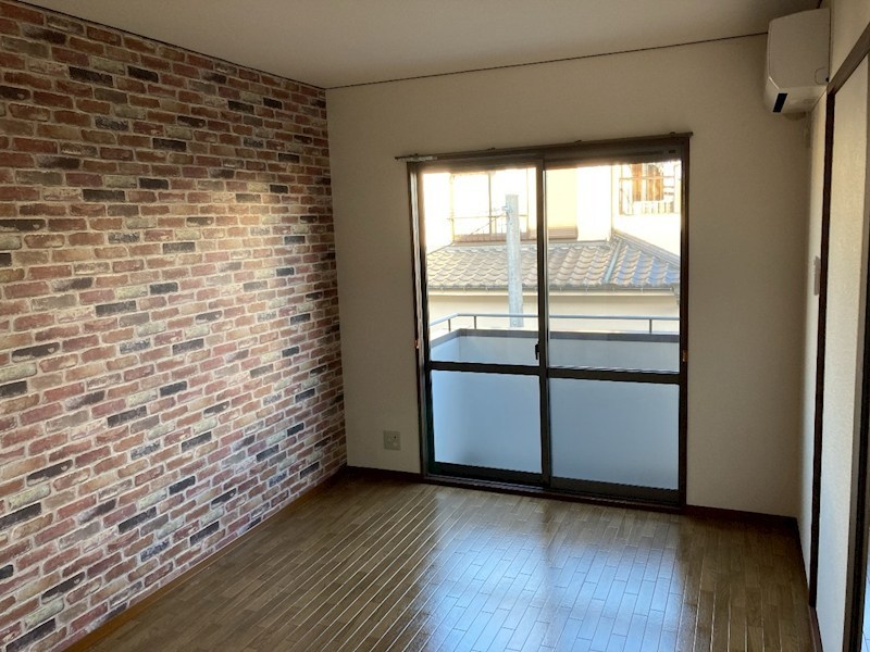 居室・リビング　反転間取参照