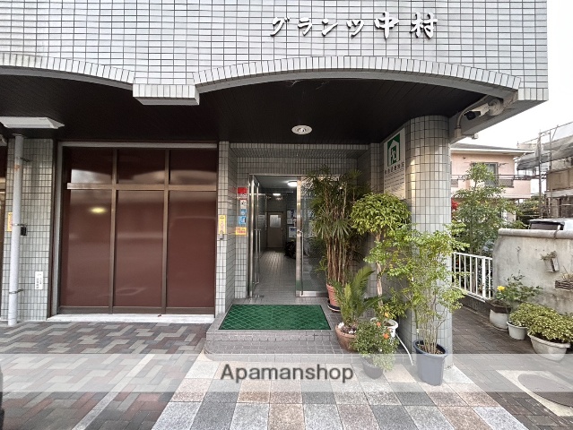 エントランス　エントランス