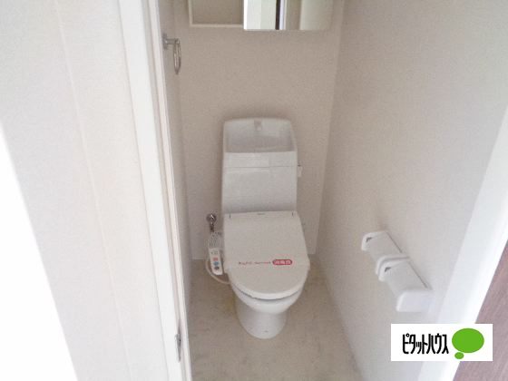 ロビンIIのトイレ写真