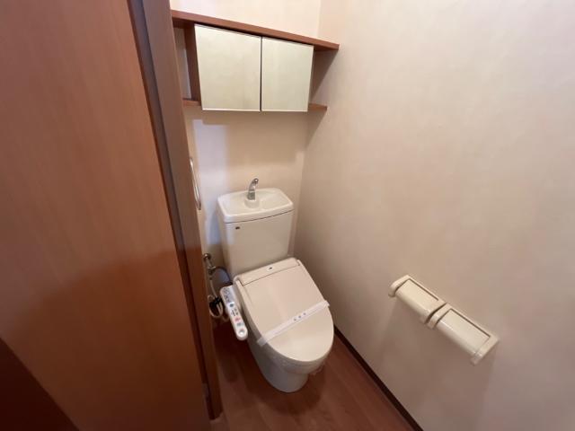 トイレ　シャワー付トイレ