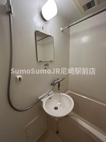 洗面設備　洗面所です