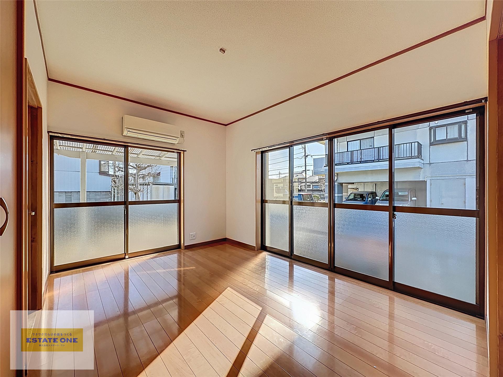 居室・リビング　日当たり良好です☆