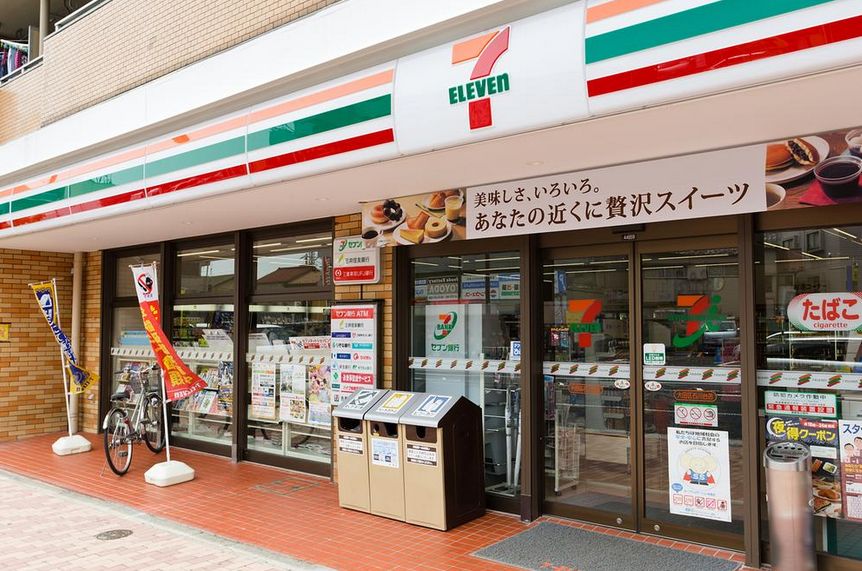 コンビニ　セブンイレブン南品川店（コンビニ）まで647m