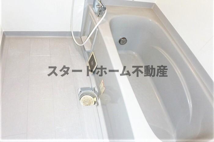 バス・シャワールーム　きれいなお風呂です