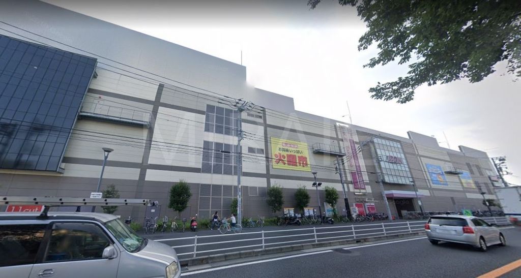 ショッピングセンター　ハニーズ大和イオン店（ショッピングセンター）まで400m