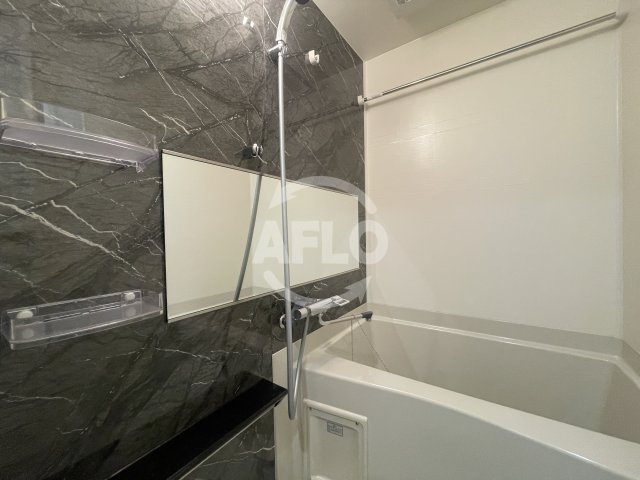 バス・シャワールーム　プレサンスOSAKA姫里ヴィオン　浴室