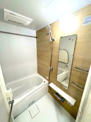 バス・シャワールーム　ゆったり過ごせるお風呂です