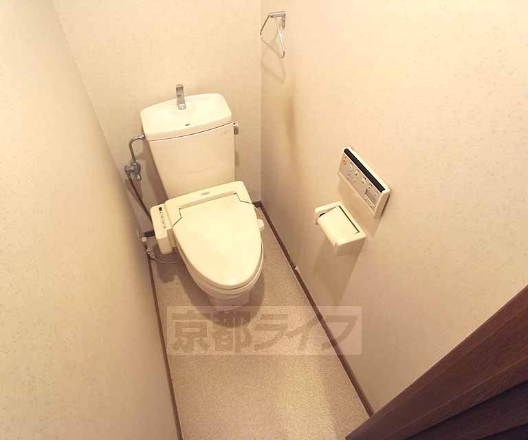 トイレ　洗浄機能付！