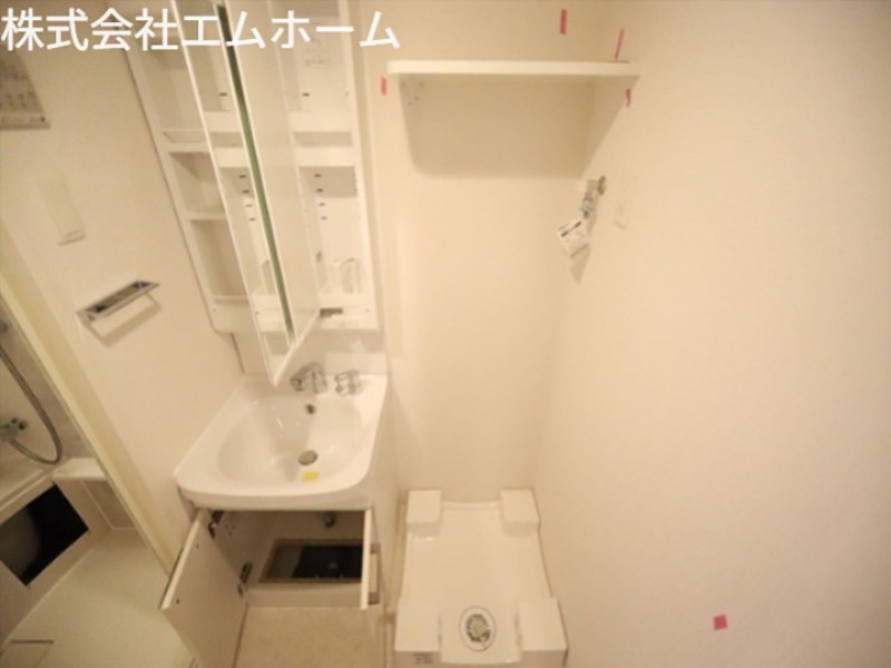 その他　室内洗濯機置き場　脱衣スペース