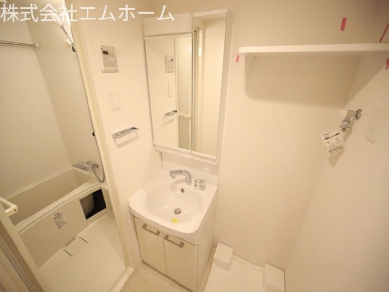 洗面設備　脱衣所　独立洗面化粧台