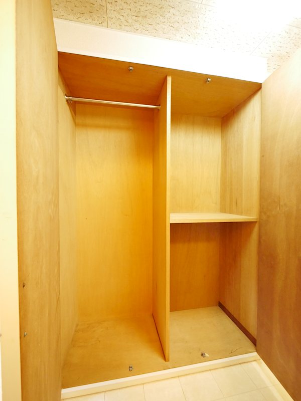 収納　クローゼット