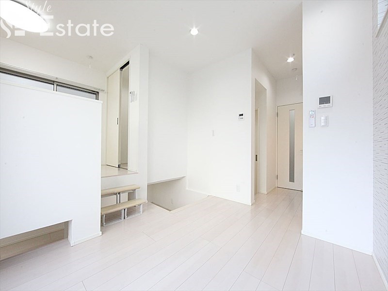 居室・リビング　内装