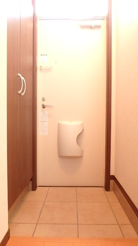 玄関　図面と現状に相違がある場合には現状を優先