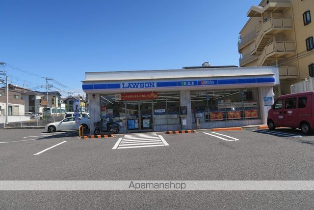 コンビニ　ローソン（コンビニ）まで406m