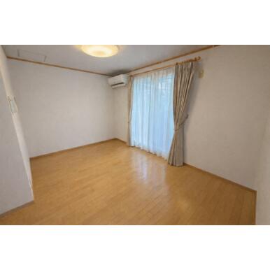 居室・リビング　居室