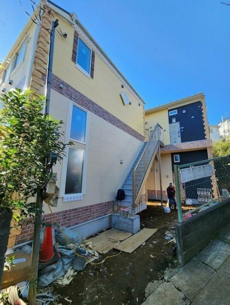 建物外観　建築中