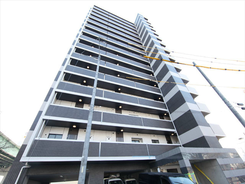 建物外観　外観　オートロックTVモニターホン防犯カメラ宅配BOX完備