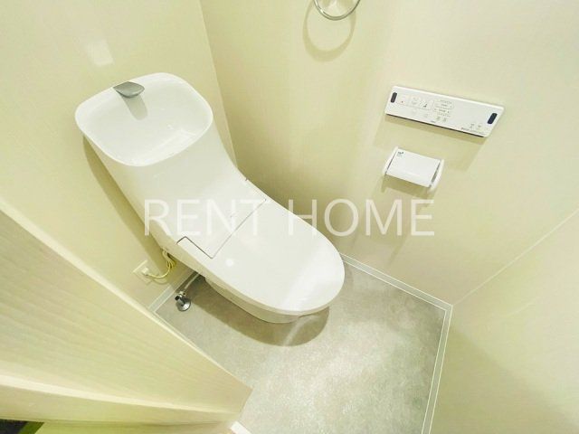 トイレ　ウォシュレット付き