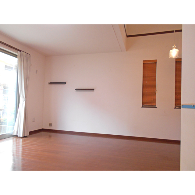 居室・リビング　リビング