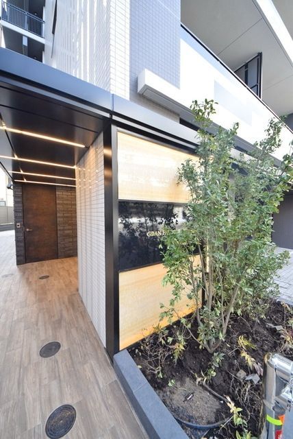 エントランス　部屋探しは株式会社　タウンハウジング　までお気軽にお問合せ…