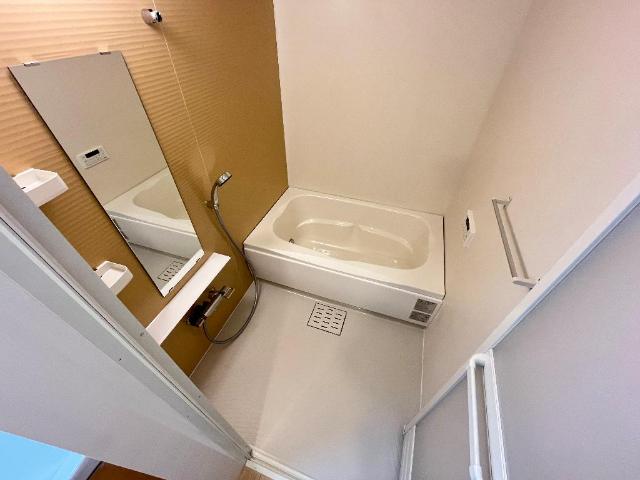 バス・シャワールーム　バス（イメージ）