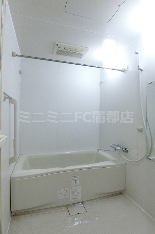 バス・シャワールーム　同タイプ