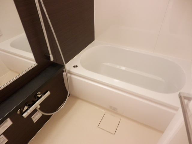 バス・シャワールーム　バス※別部屋参考写真