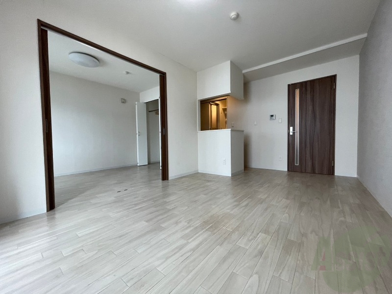 居室・リビング　広くてキレイなＬＤＫが広がっていて、充実した生活が送れそう。