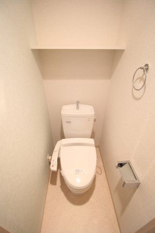 トイレ　クオーレ茗荷谷　文京区大塚3