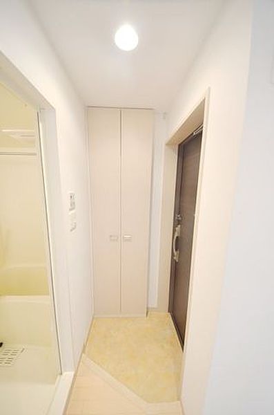 玄関　クオーレ茗荷谷　文京区大塚3