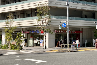 コンビニ　ナチュラルローソン 東品川四丁目店（コンビニ）まで208m