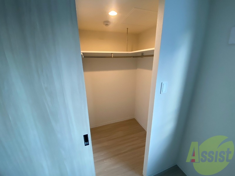 収納　嬉しいウォークインクローゼット仕様です！！