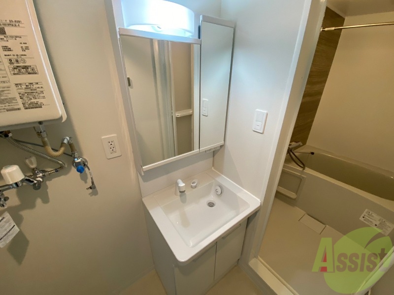 洗面設備　シャンプードレッサーで身支度もラクラクです！