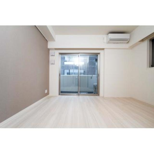 居室・リビング　※別部屋参考写真