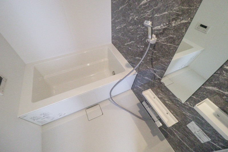 バス・シャワールーム　図面と現状に相違がある場合には現状を優先