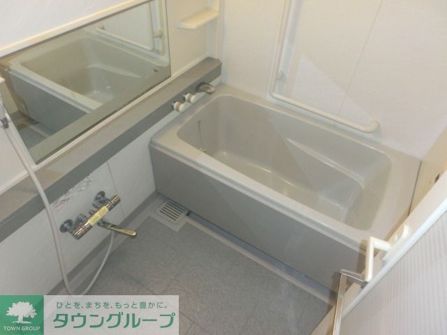 バス・シャワールーム　バスルーム