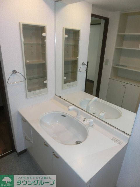 洗面設備　独立洗面台