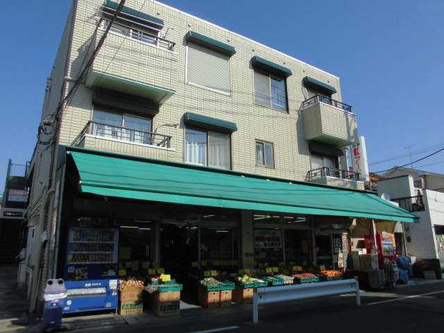 スーパー　Ｋフーズ（スーパー）まで185m